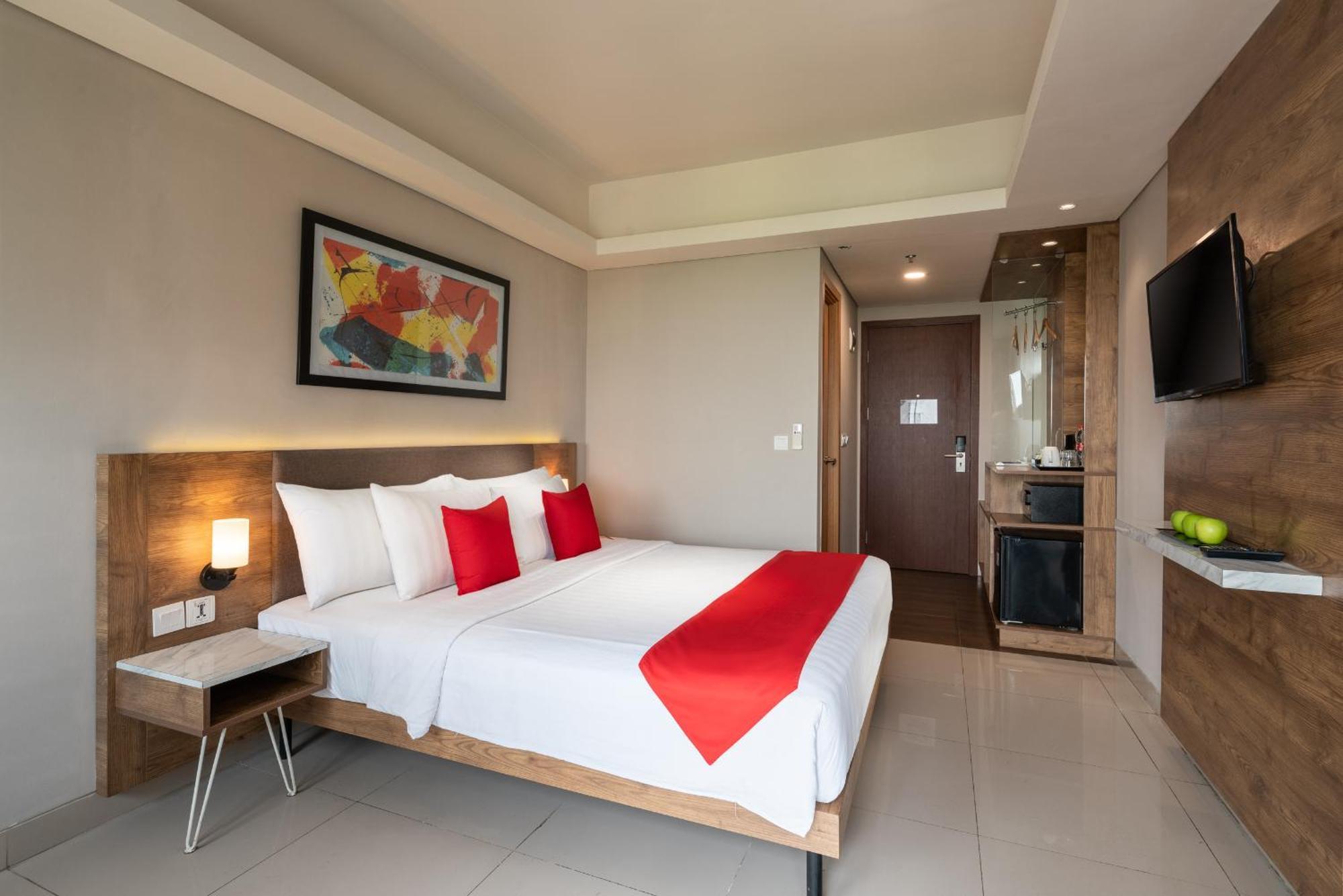 Ramada By Wyndham سيربونغ المظهر الخارجي الصورة