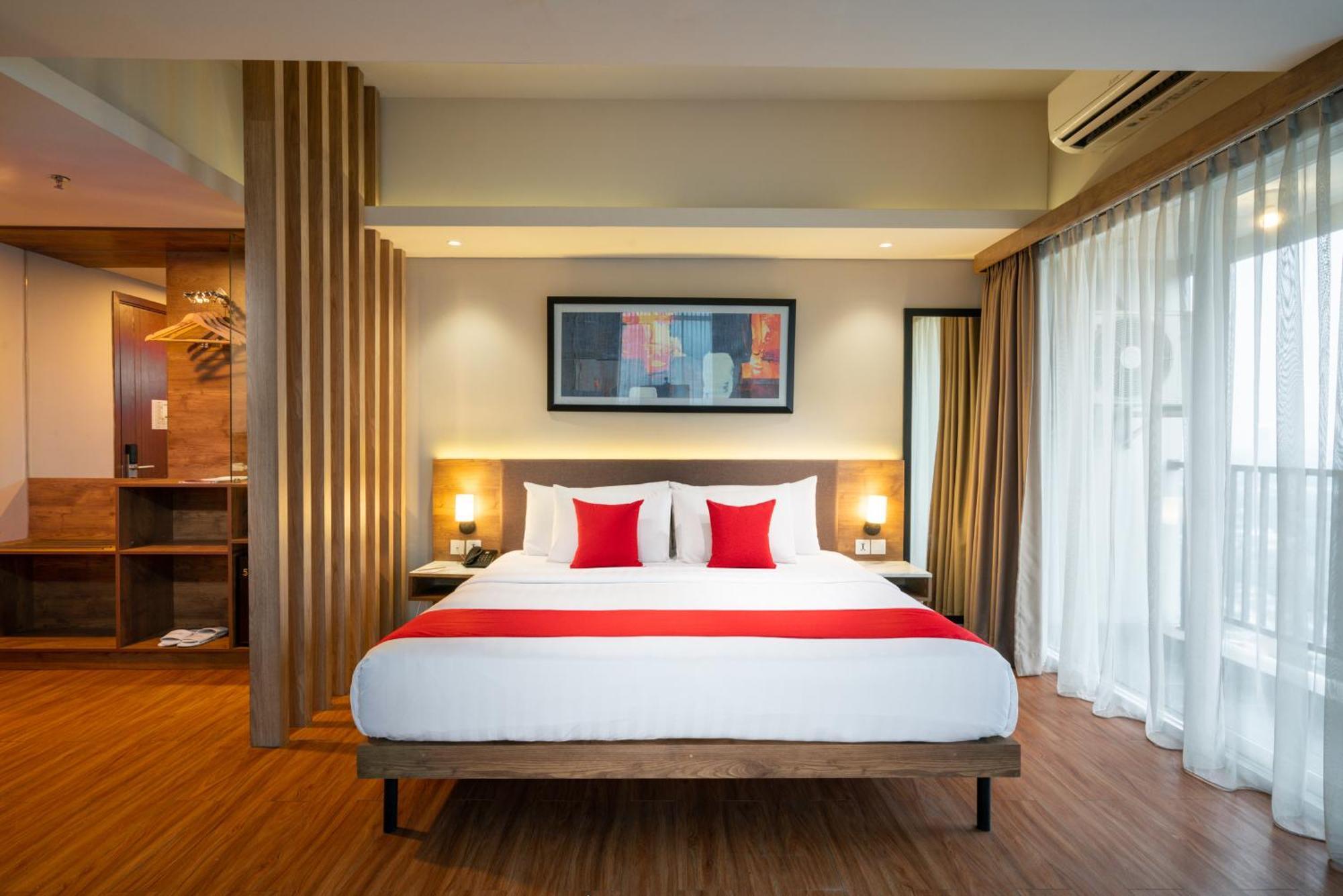 Ramada By Wyndham سيربونغ المظهر الخارجي الصورة