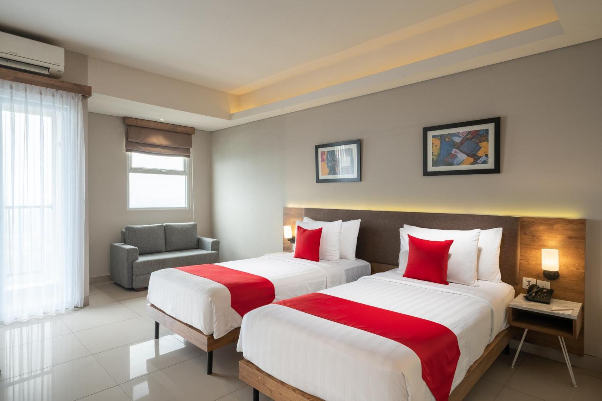 Ramada By Wyndham سيربونغ المظهر الخارجي الصورة