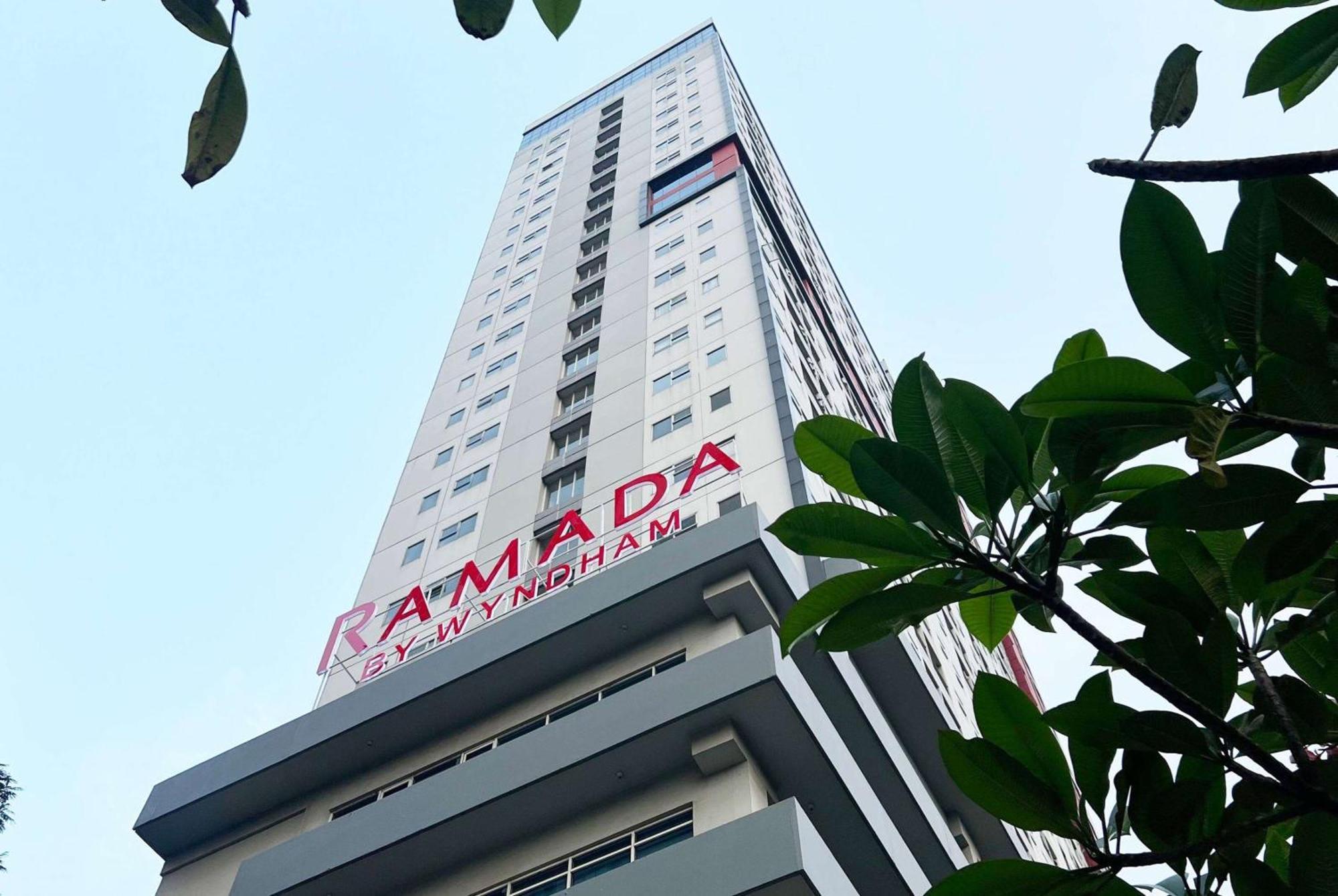 Ramada By Wyndham سيربونغ المظهر الخارجي الصورة