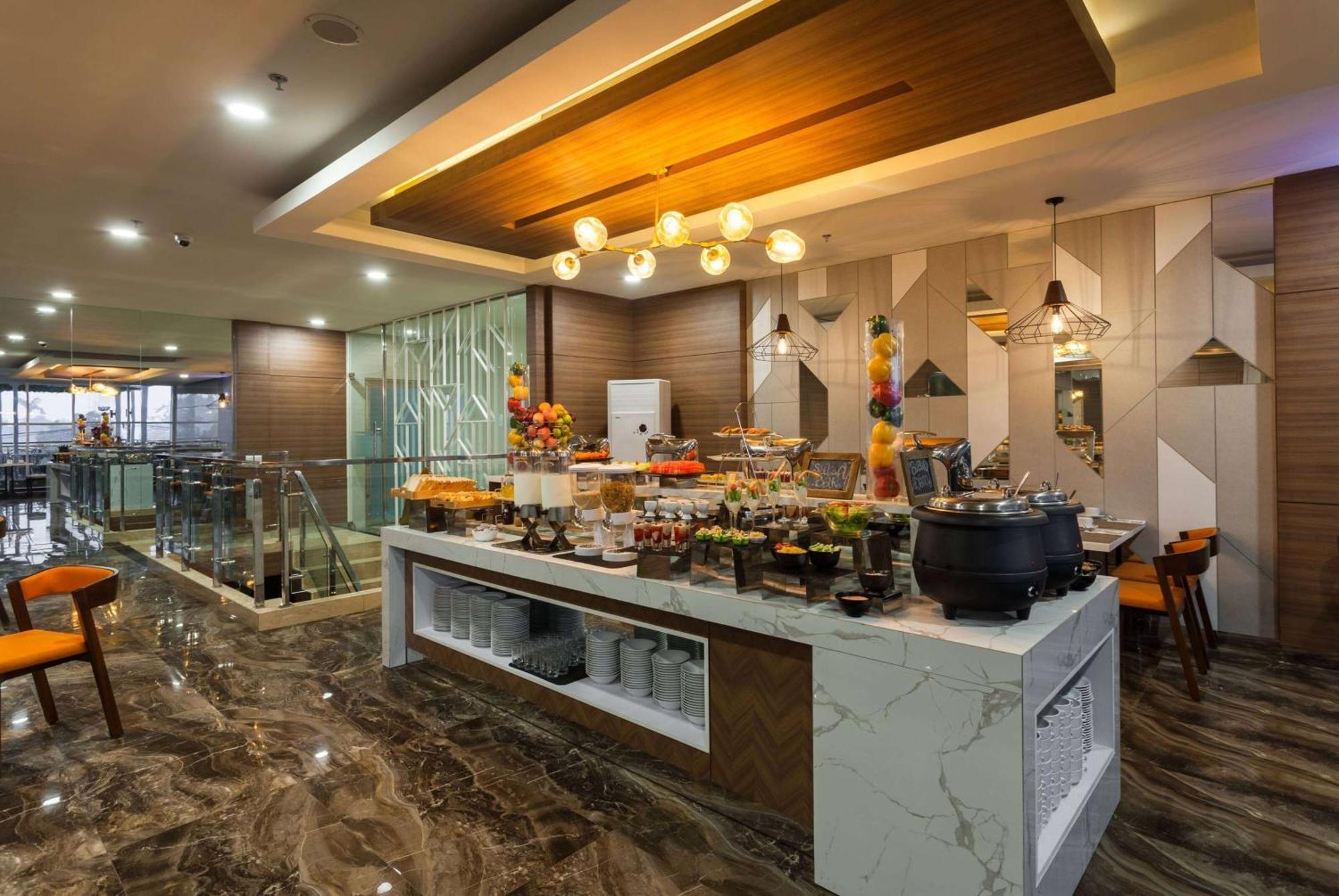 Ramada By Wyndham سيربونغ المظهر الخارجي الصورة