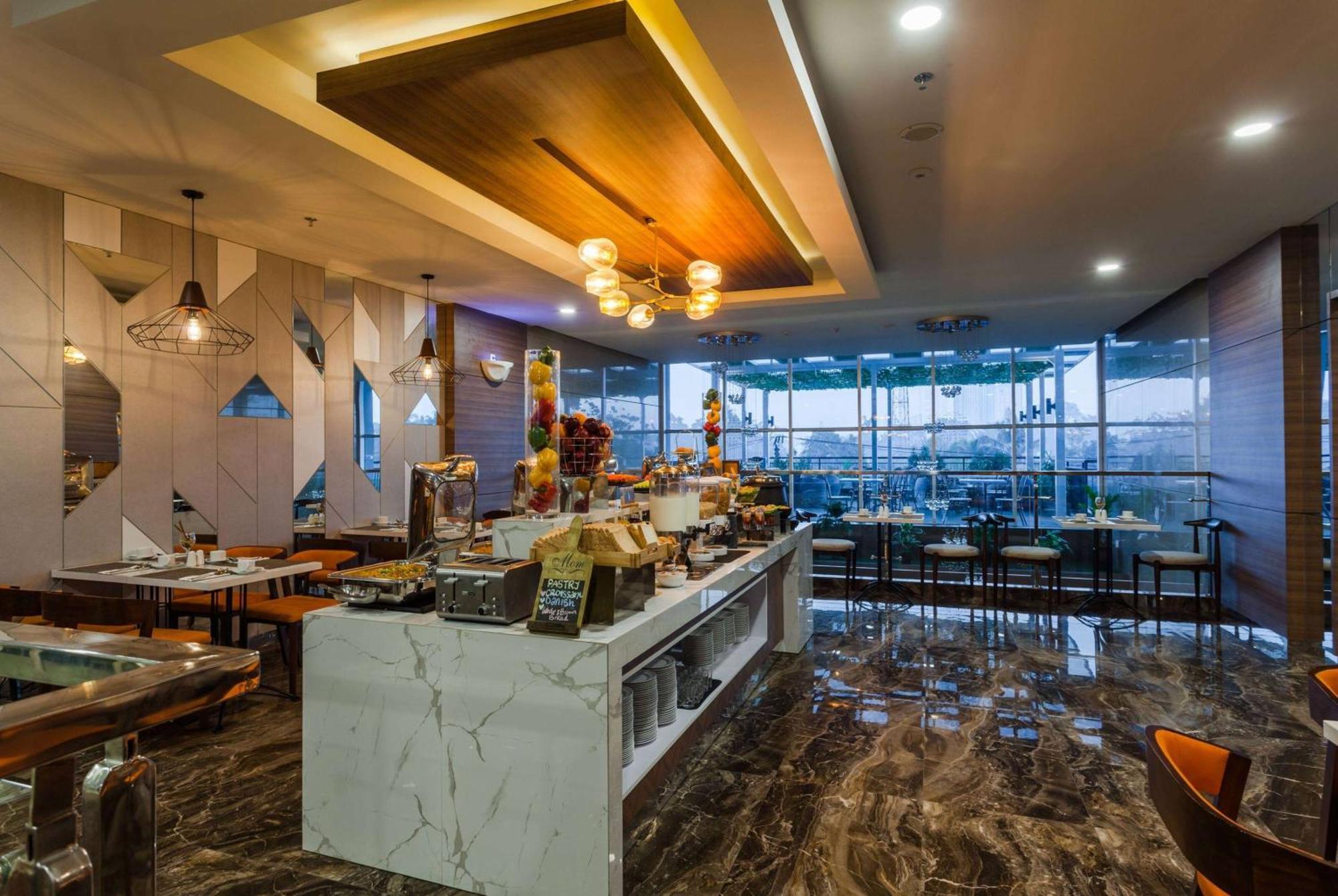 Ramada By Wyndham سيربونغ المظهر الخارجي الصورة