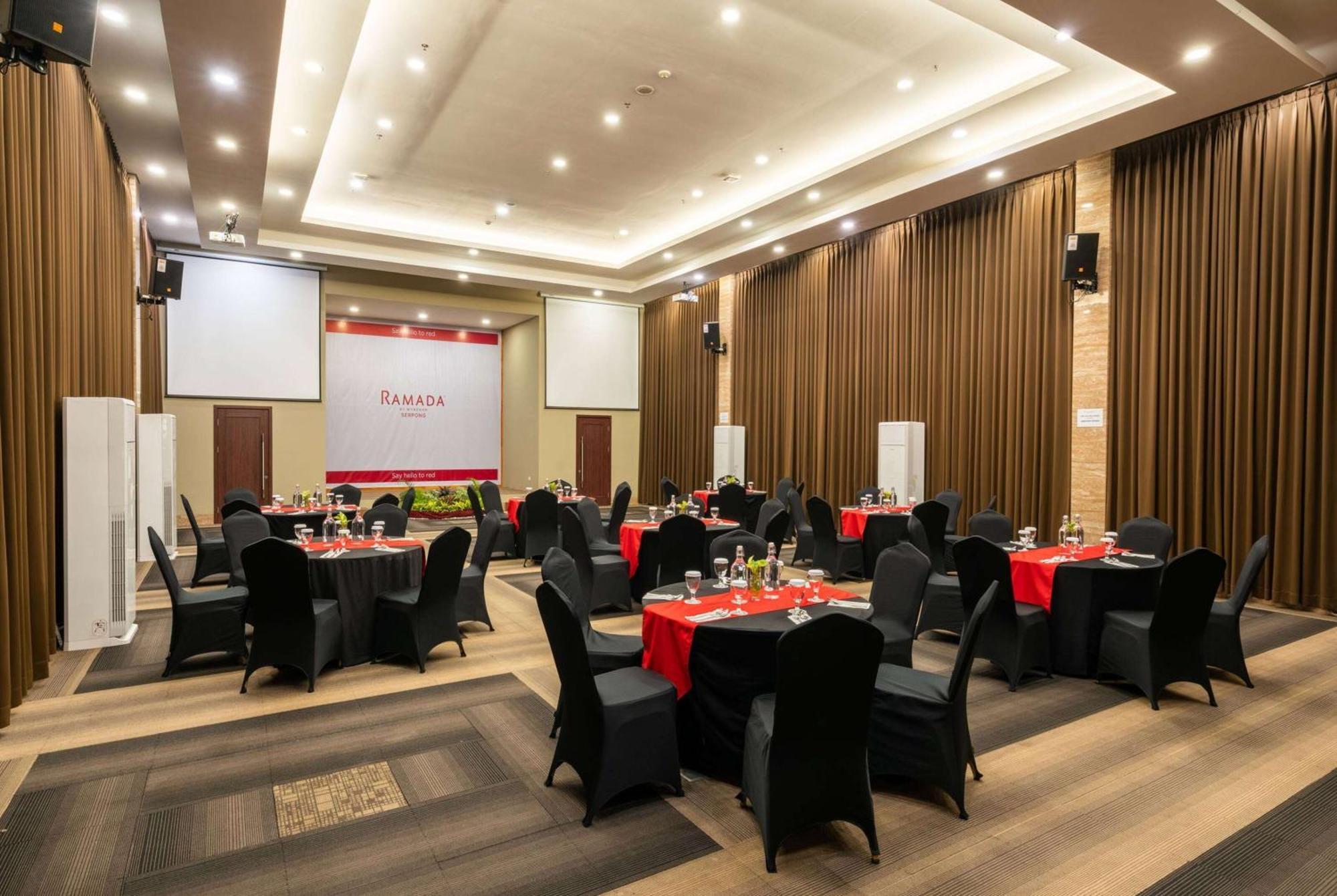 Ramada By Wyndham سيربونغ المظهر الخارجي الصورة